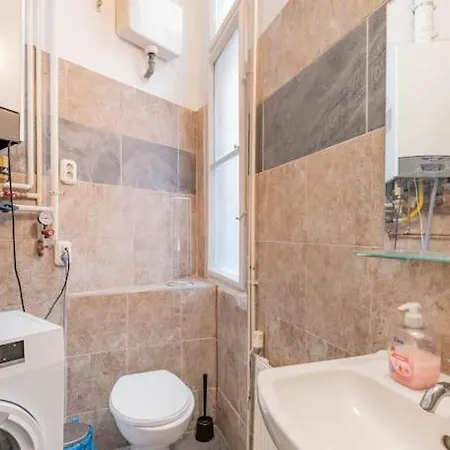 Queen Erzsebet Apartment