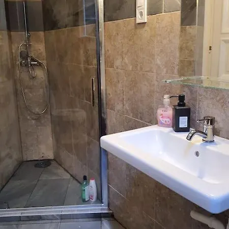 Apartamento Queen Erzsebet *