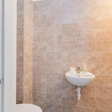 Queen Erzsebet Apartment